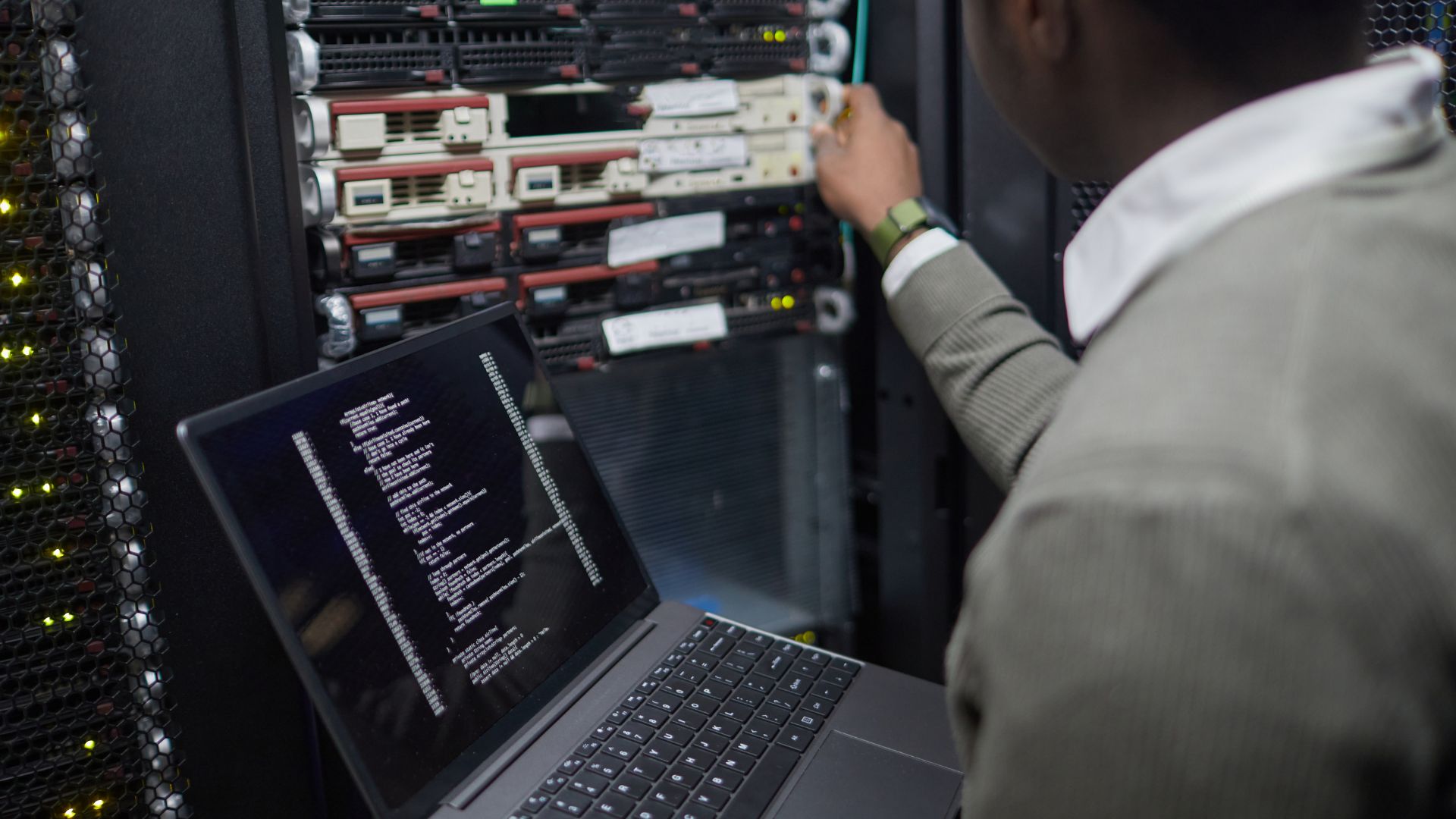 Training on Linux Server Administration